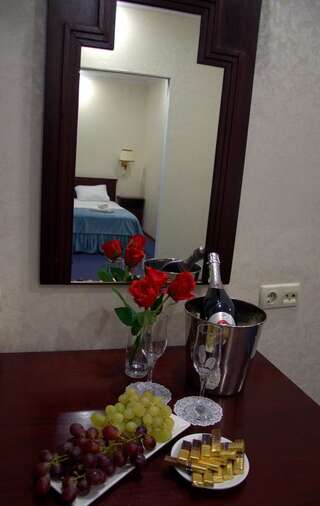 Отель Rush Hotel Нур-Султан Трехместный номер-1